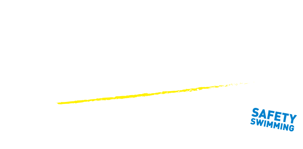 NASのスイムスクールは、着衣水泳に力を入れています。