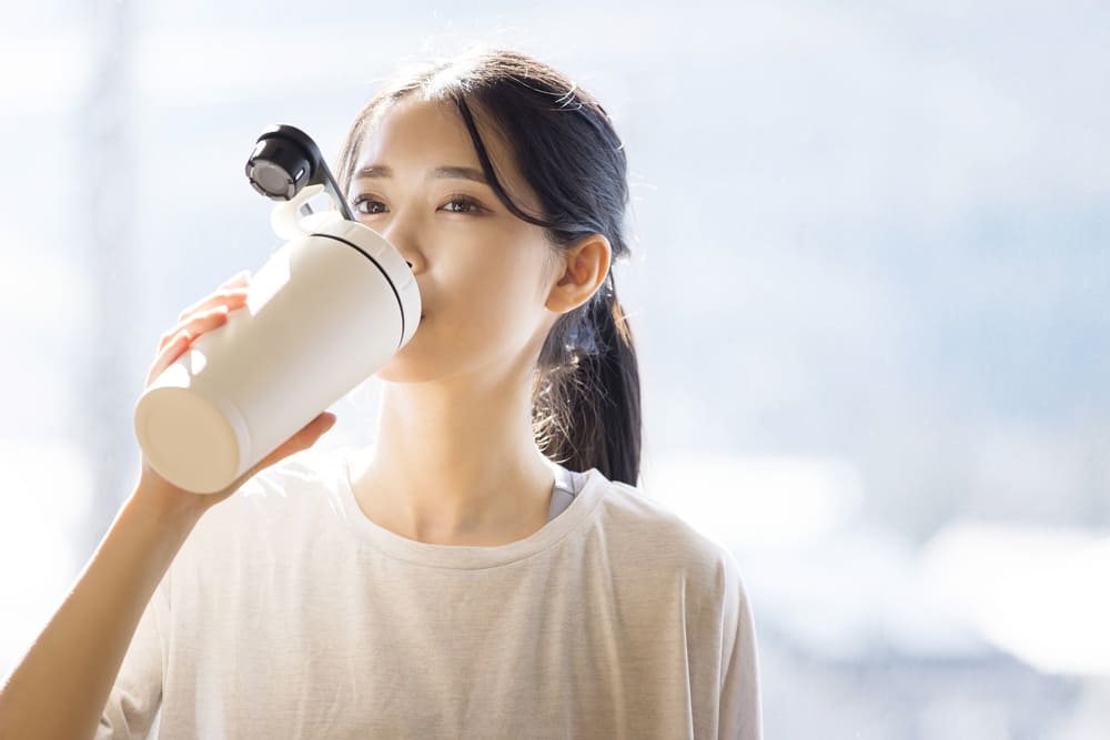 運動しない人が効果的にプロテインを取る方法