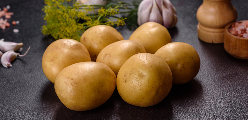 ダイエット中にじゃがいもを食べると太る？