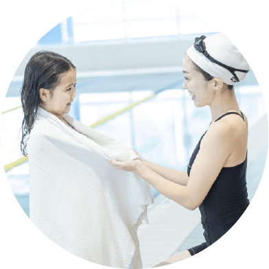 スイミング指導の様子